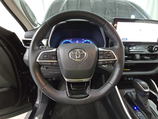 2024 Toyota Highlander Platinum AWD