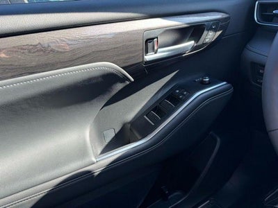 2025 Toyota Highlander Limited AWD