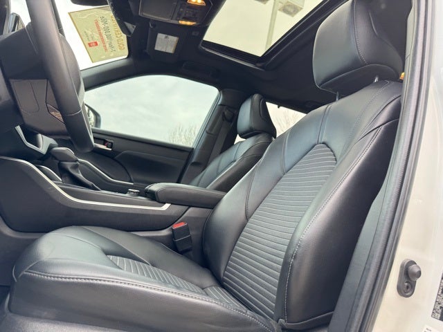 2023 Toyota Highlander XSE AWD