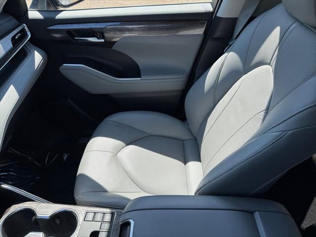 2023 Toyota Highlander Limited AWD