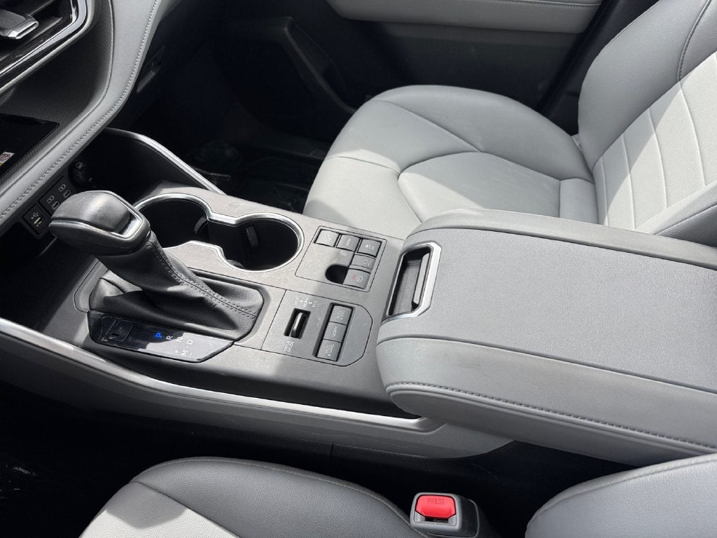 2024 Toyota Highlander XLE AWD
