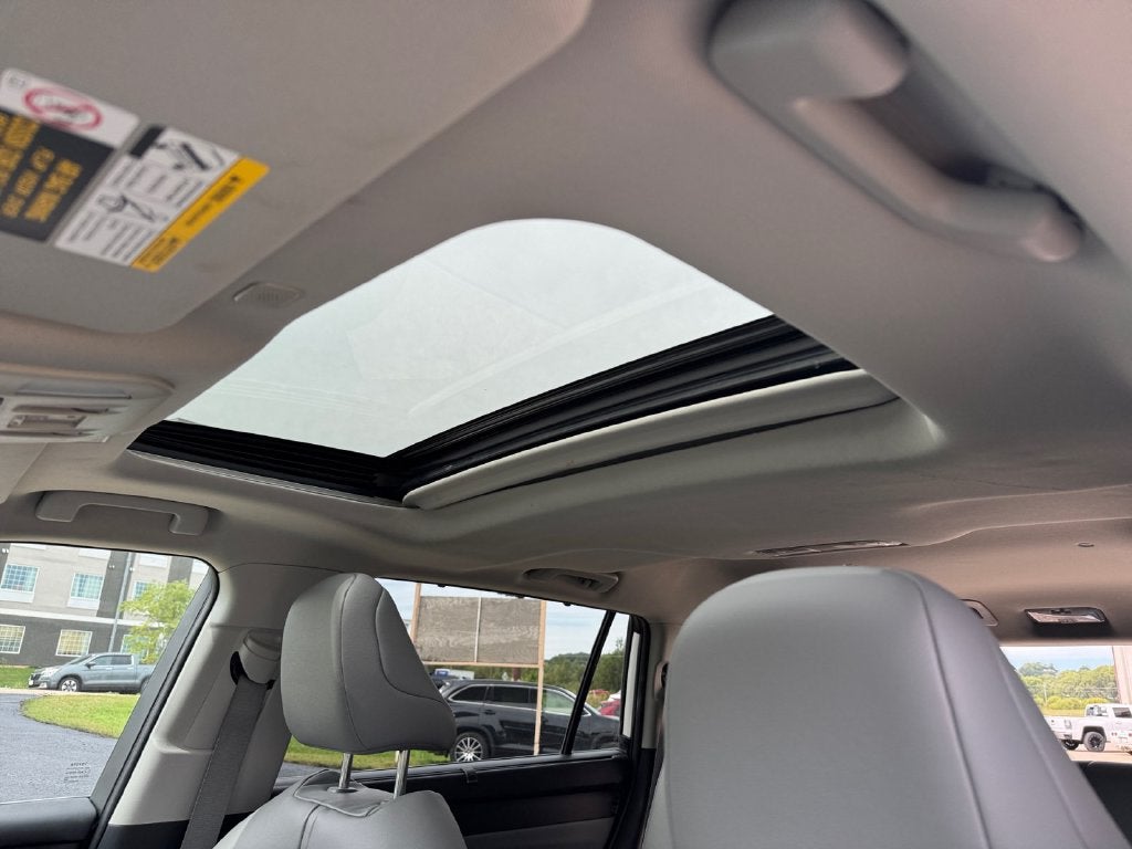 2024 Toyota Highlander XLE AWD