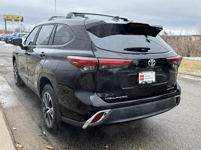 2023 Toyota Highlander XLE AWD