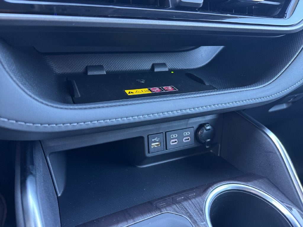 2026 Toyota Highlander Limited AWD