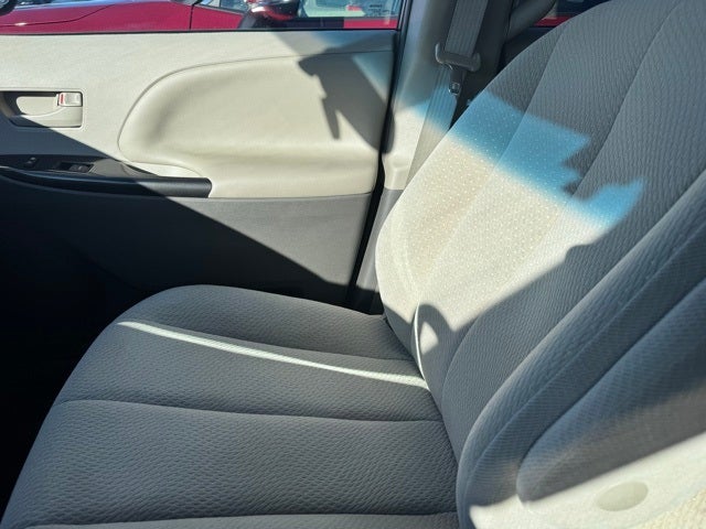 2014 Toyota Sienna LE FWD