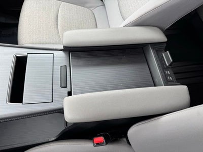 2025 Toyota Sienna LE 8 Passenger