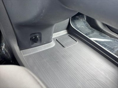 2023 Toyota Sienna LE 8 Passenger