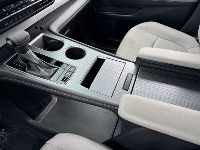 2025 Toyota Sienna LE 8 Passenger