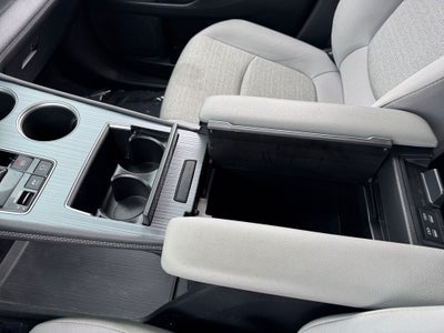 2025 Toyota Sienna LE 8 Passenger