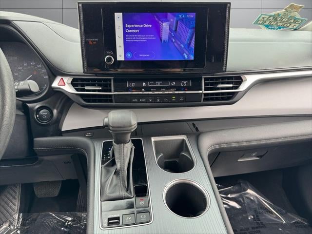 2025 Toyota Sienna LE 8 Passenger
