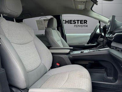 2025 Toyota Sienna LE 8 Passenger