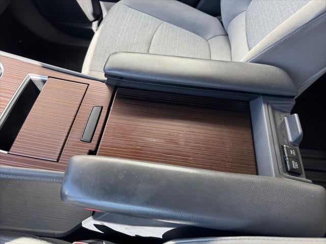 2021 Toyota Sienna LE 8 Passenger