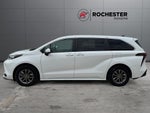 2023 Toyota Sienna LE 8 Passenger