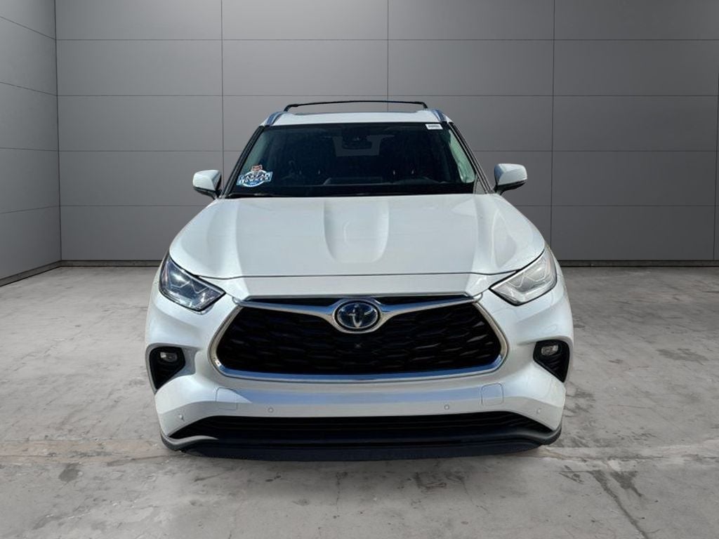 2023 Toyota Highlander Hybrid Limited AWD