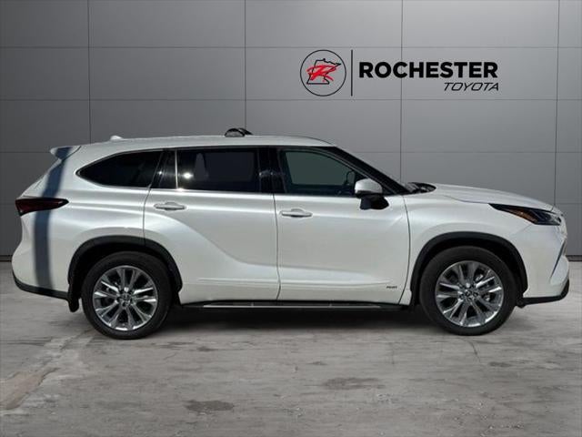 2023 Toyota Highlander Hybrid Limited AWD