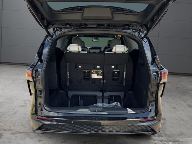 2026 Toyota Sienna XSE 7 Passenger