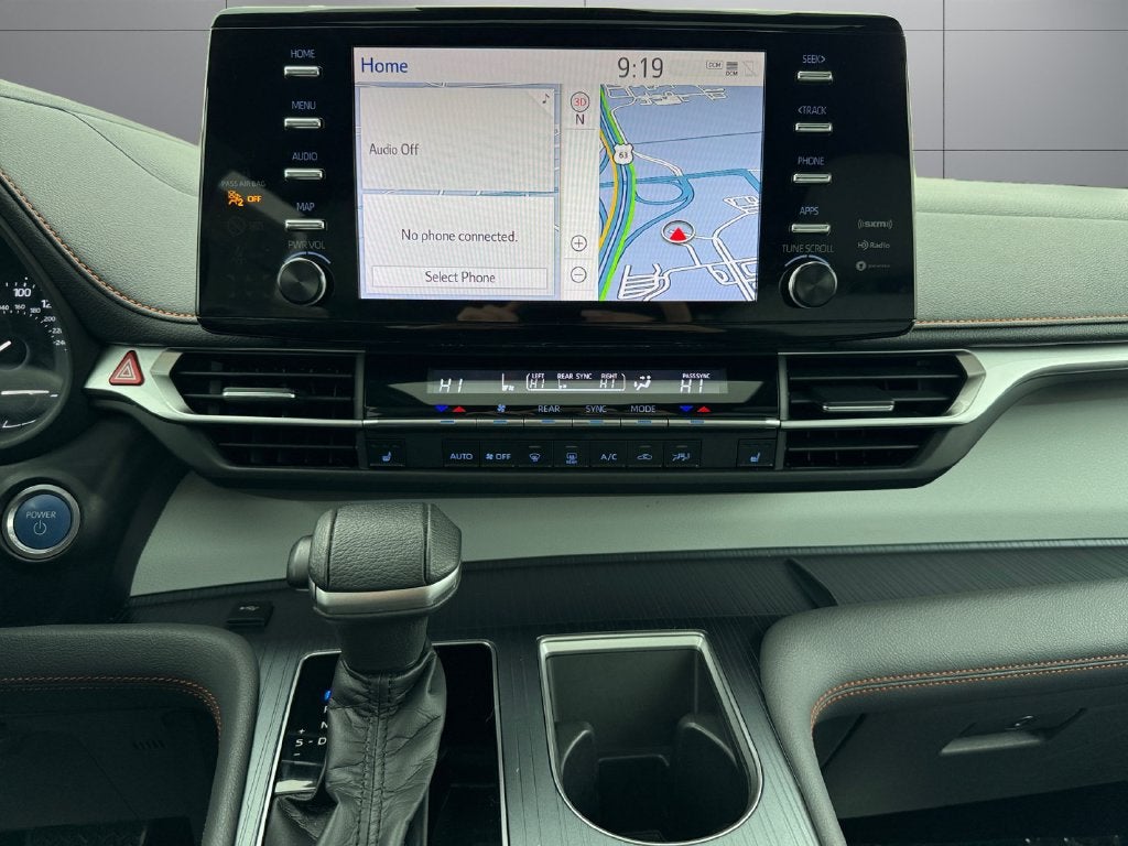 2021 Toyota Sienna XSE 7 Passenger