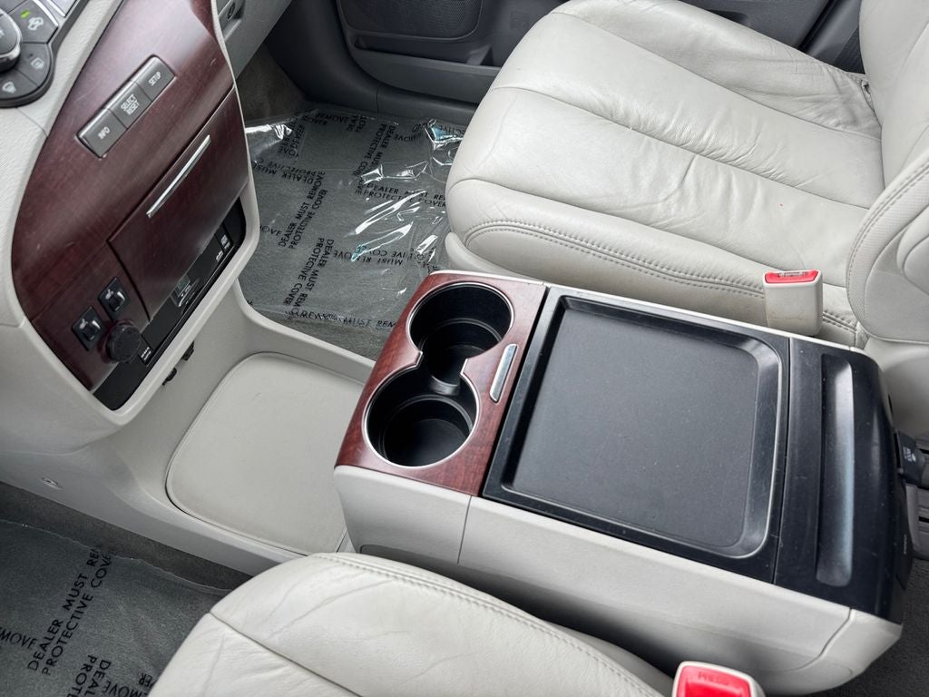 2011 Toyota Sienna XLE FWD