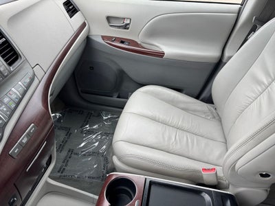 2011 Toyota Sienna XLE FWD
