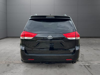 2011 Toyota Sienna XLE FWD
