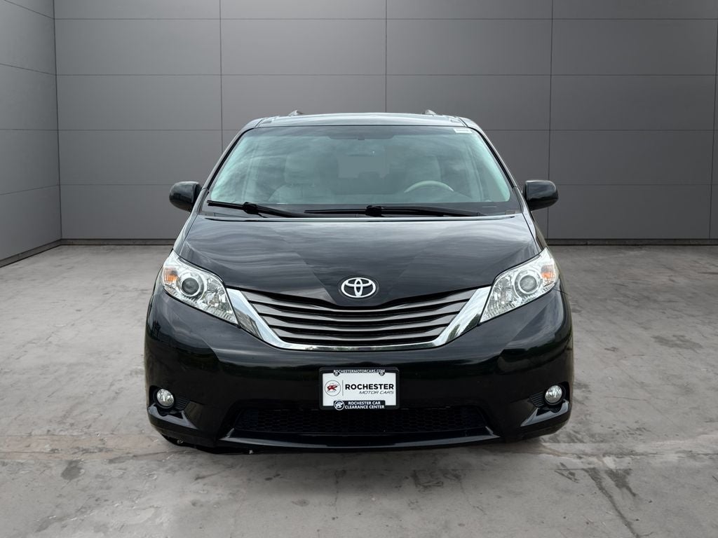 2011 Toyota Sienna XLE FWD
