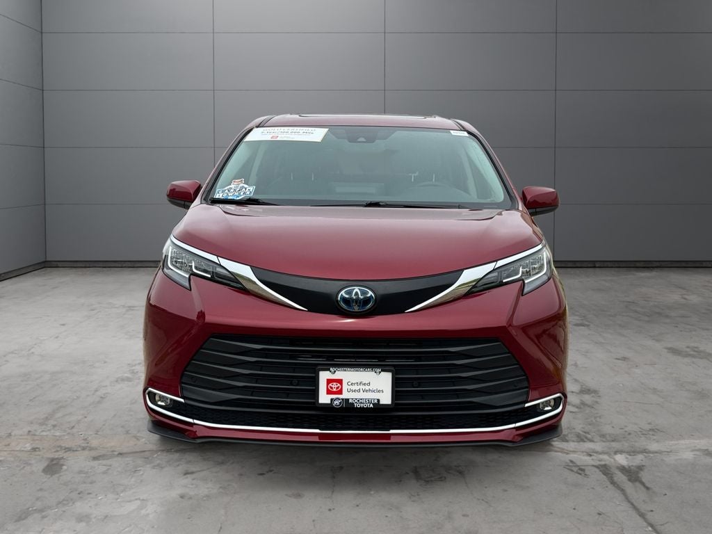 2023 Toyota Sienna XLE 7 Passenger
