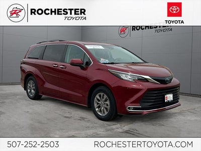 2023 Toyota Sienna XLE 7 Passenger