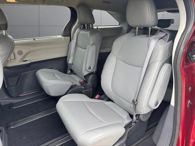 2023 Toyota Sienna XLE 7 Passenger
