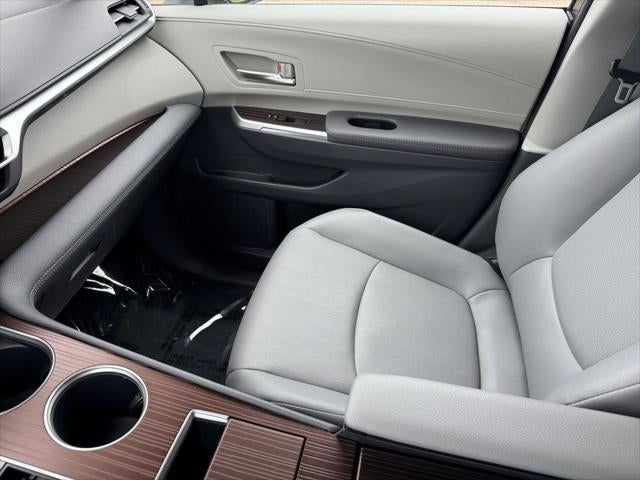 2023 Toyota Sienna XLE 7 Passenger