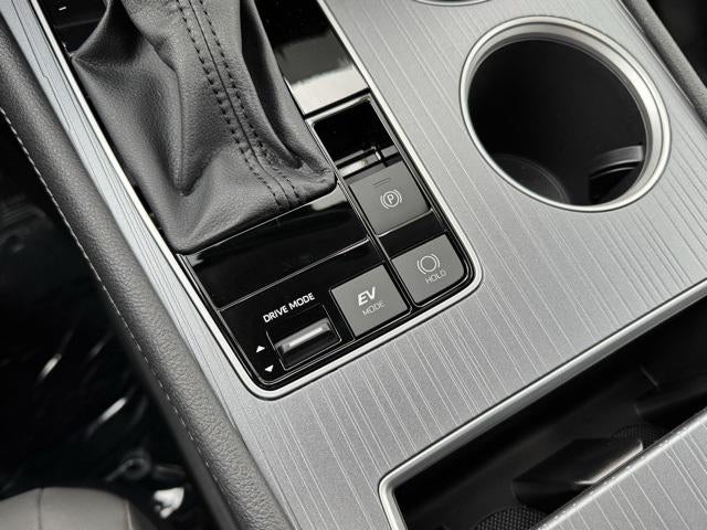 2025 Toyota Sienna XLE 8 Passenger