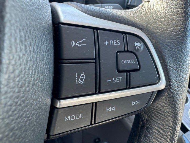 2024 Toyota Sienna XLE 8 Passenger