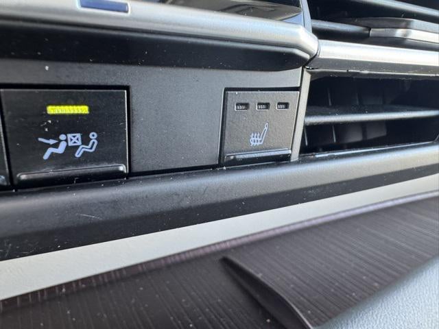 2024 Toyota Sienna XLE 8 Passenger