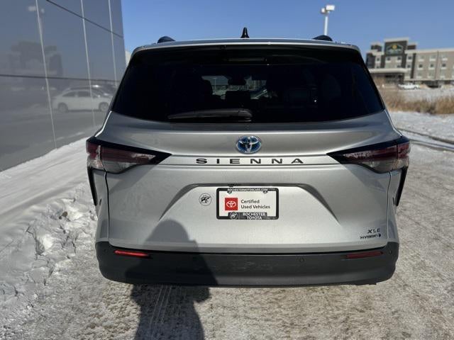 2024 Toyota Sienna XLE 8 Passenger