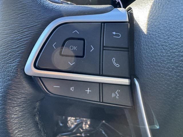 2024 Toyota Sienna XLE 8 Passenger