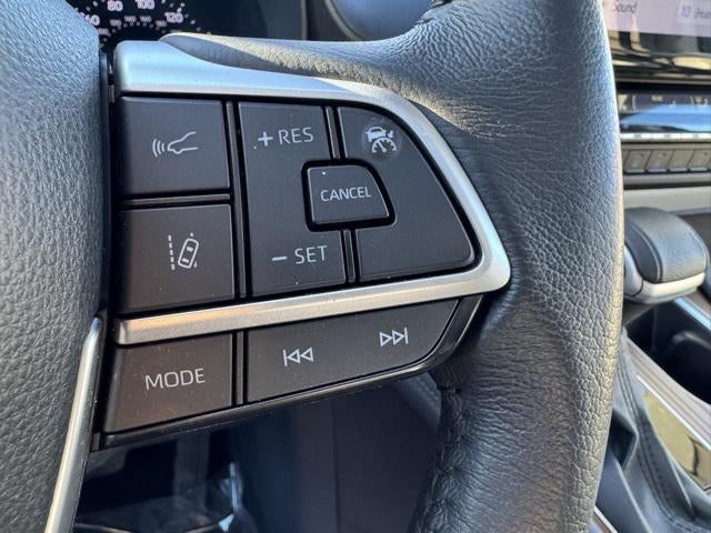 2024 Toyota Sienna XLE 8 Passenger