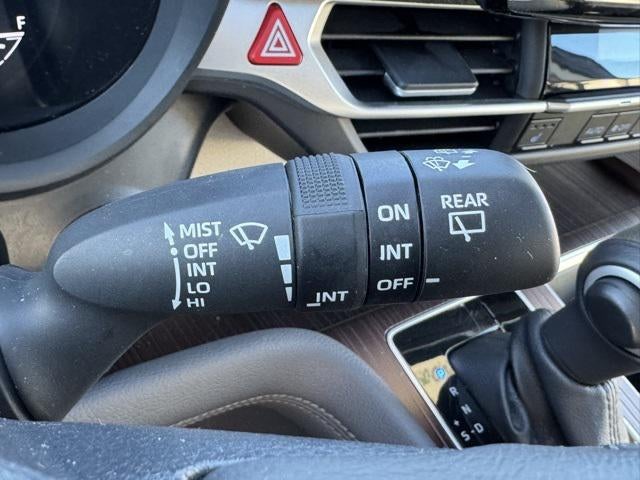 2024 Toyota Sienna XLE 8 Passenger