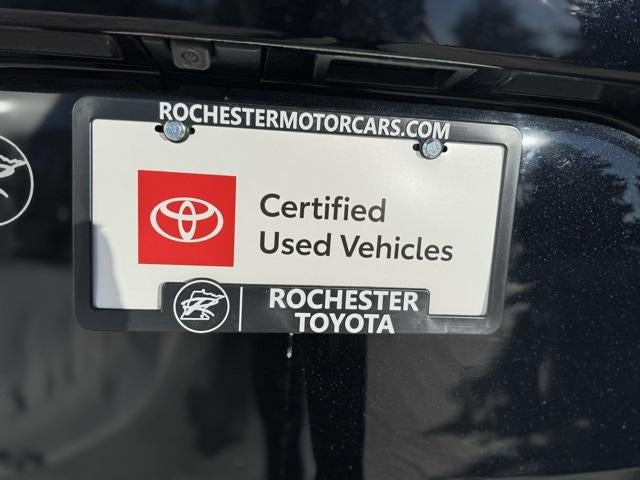 2024 Toyota Sienna XLE 8 Passenger