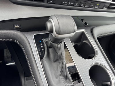 2025 Toyota Sienna XLE 8 Passenger