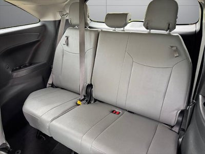 2025 Toyota Sienna XLE 8 Passenger