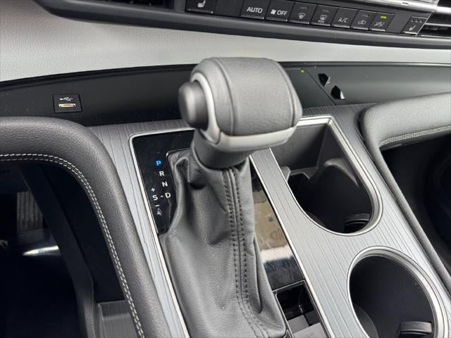 2025 Toyota Sienna XLE 8 Passenger