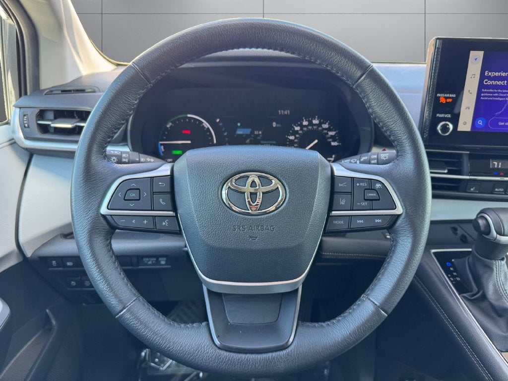 2025 Toyota Sienna XLE 7 Passenger