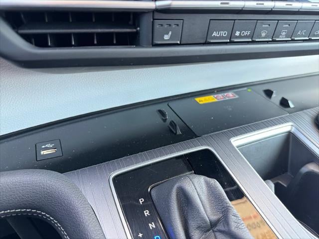 2025 Toyota Sienna XLE 7 Passenger