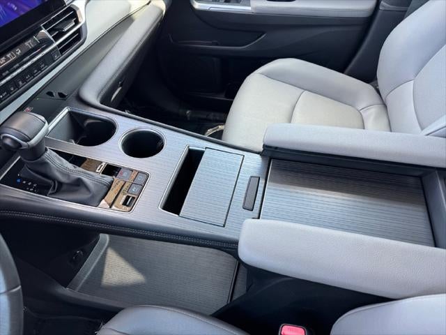 2025 Toyota Sienna XLE 7 Passenger