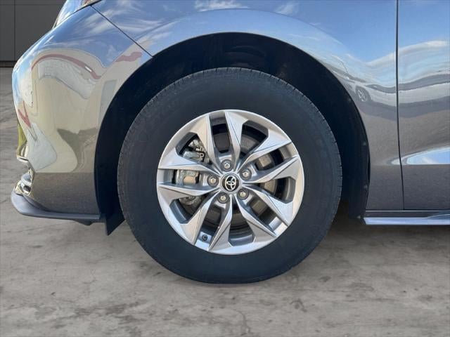 2025 Toyota Sienna XLE 7 Passenger