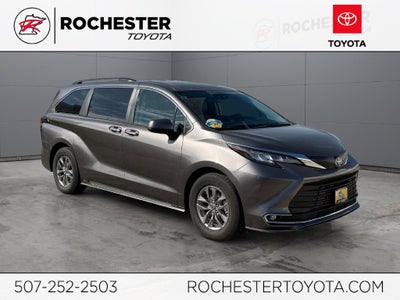 2023 Toyota Sienna XLE 7 Passenger
