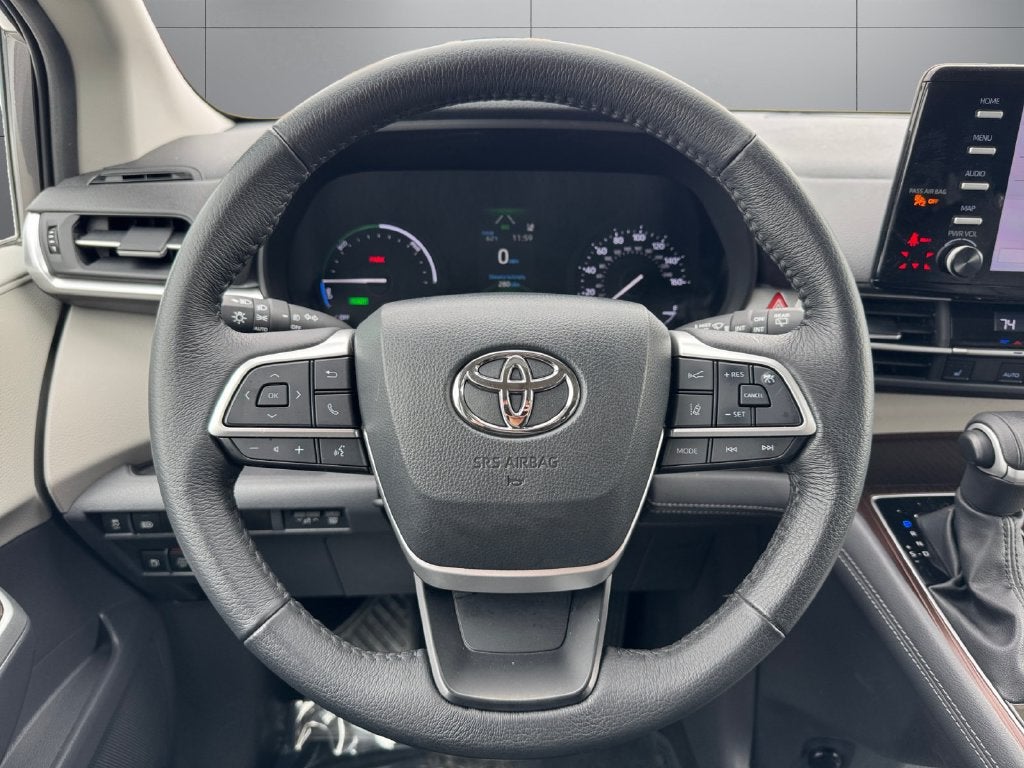 2023 Toyota Sienna XLE 7 Passenger