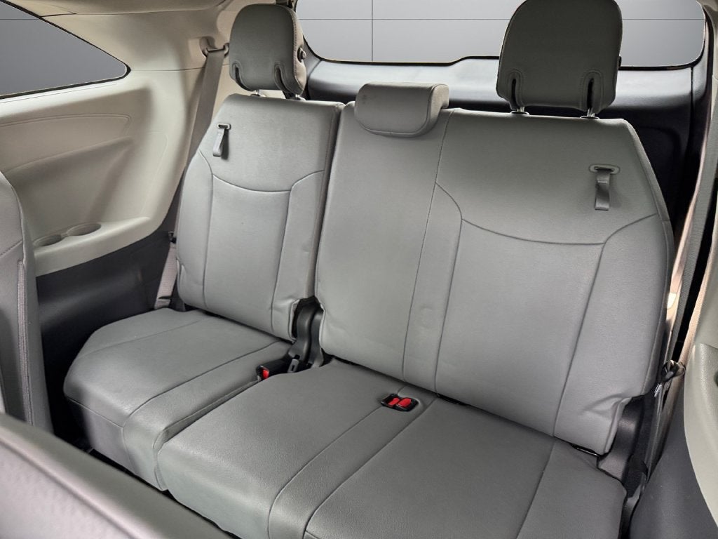 2023 Toyota Sienna XLE 7 Passenger