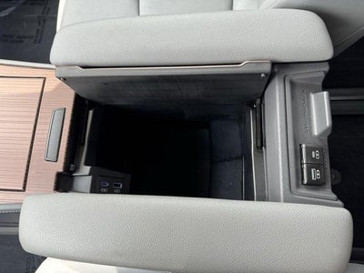 2023 Toyota Sienna XLE 7 Passenger