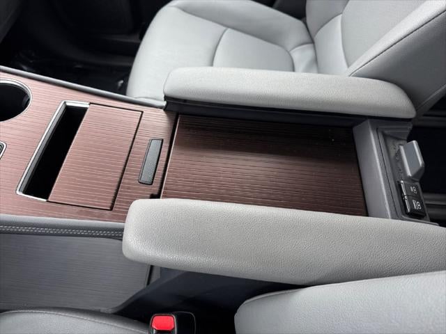 2023 Toyota Sienna XLE 7 Passenger