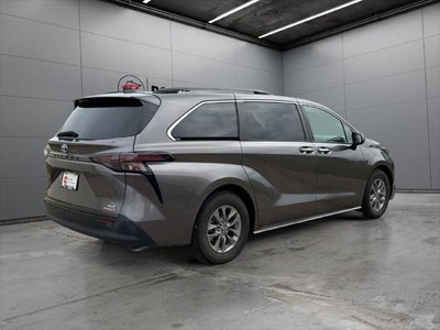 2023 Toyota Sienna XLE 7 Passenger